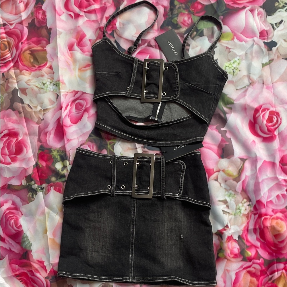 Black Denim Mini Skirt with Belt and Too